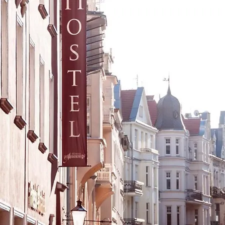 بيت شباب Melody Stary Rynek